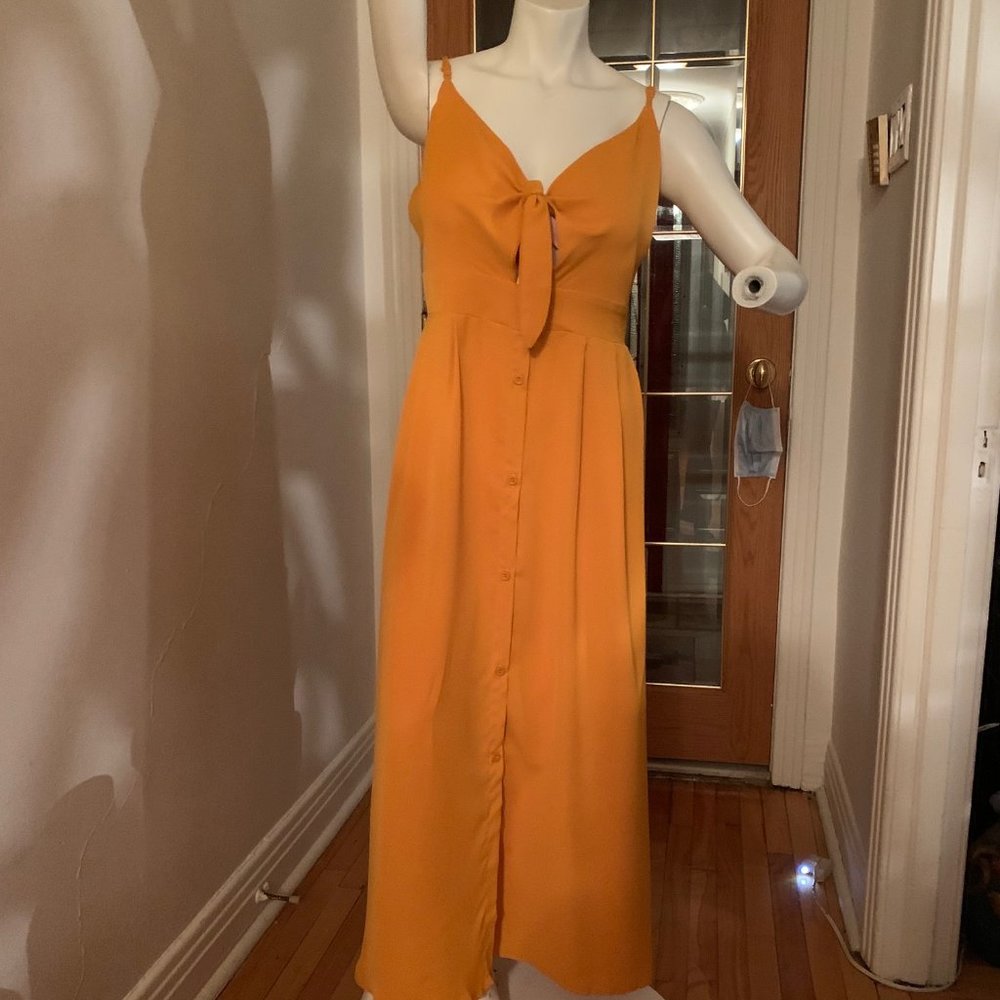 Robe d'été longue neuve.